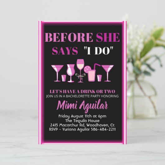 Bachelorette voor ze zegt dat ik een uitnodiging d (Staand voorkant)