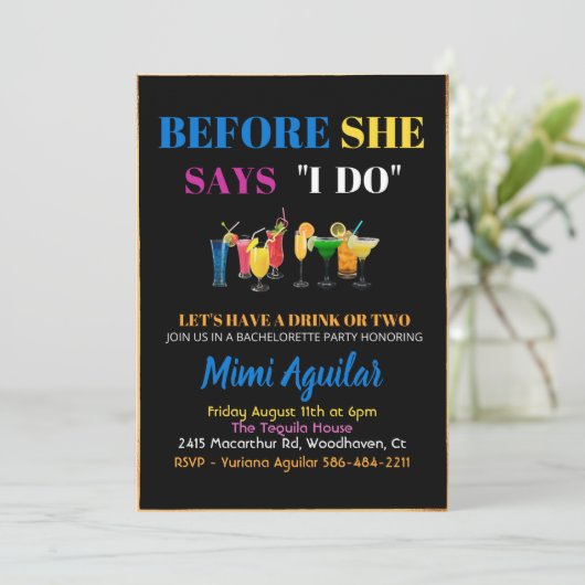 Bachelorette voor ze zegt dat ik een uitnodiging d (Staand voorkant)