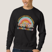 Back To School Kindergarten Retro Groovy Rainbow T Trui (Voorkant)