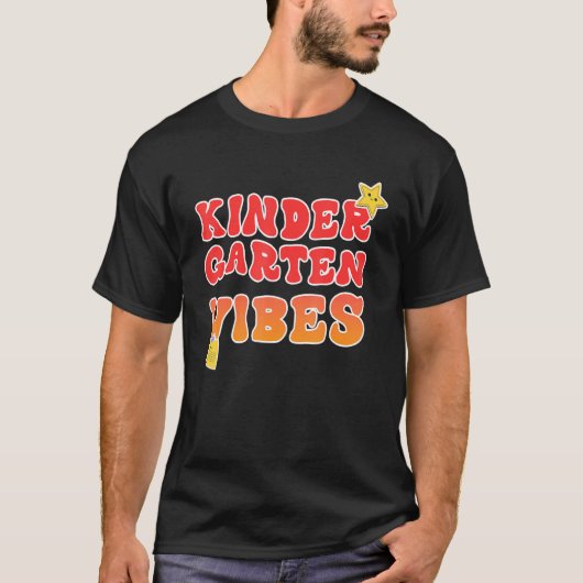 Back To School Kindergarten Vibes Retro Teacher Wo T-shirt (Voorkant)