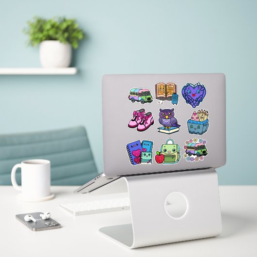 ✏️ Back-to-School Magic: Colorful Sticker Collecti (Laptop op bureau)