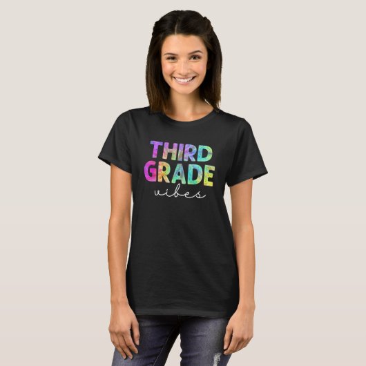 Back To School Third Grade Vibes Student Teacher W T-shirt (Voorkant volledig)