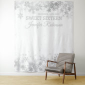 Backdrop Sweet 16 Silver Winter Snowflakes Wandkleed (In situ)