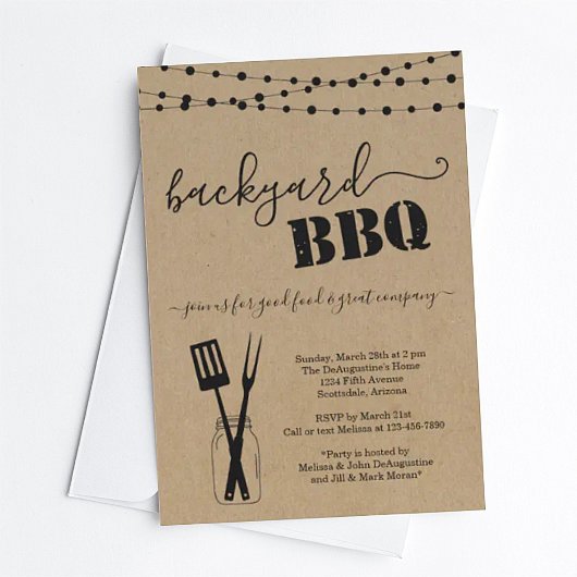 Backyard BBQ Party Invitation - Rustic Kraft Kaart