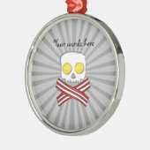 Bacon en eicellen schedel en kruisgraten metalen ornament (Links)