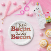 Bacon op bord van bacon papier (Feest)