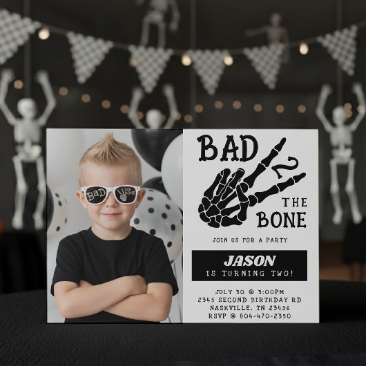 Bad 2 the Bone Skeleton Photo 2nd Birthday Party Kaart