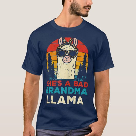 Bad Grandma Llama Retro Alpaca Moederdag Nana T-shirt (Voorkant)
