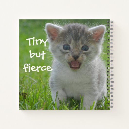 Badass Cats - "Tiny but Fierce" Kitten Notitieboek (Achterkant)