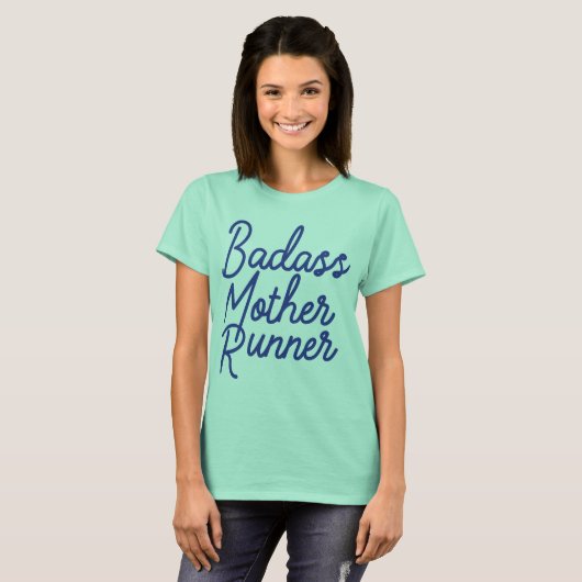 Badass-moedermaatschappij T-shirt (Voorkant volledig)