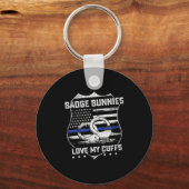 Badge Bunnies Love My Cuffs Funny Lice Humor  Sleutelhanger (Voorkant)