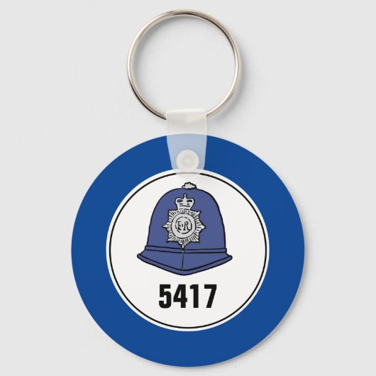 Badge Nummer. Helm Politieagent. Sleutelhanger (Voorkant)