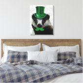 Badger met Green Top Hat en Mustache Canvas Afdruk (Insitu (Slaapkamer))