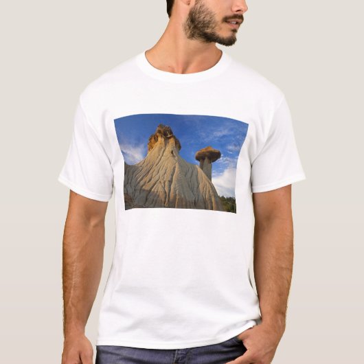 Badlands formaties in het Makoshika State Park in T-shirt (Voorkant)
