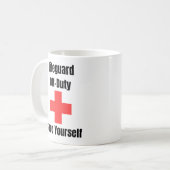 Badmeester Off-Duty Red jezelf - Grappige Badmeest Koffiemok (Voorkant links)