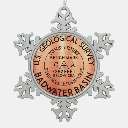 Badwater Basin Death Valley National Park Bench Tin Sneeuwvlok Ornament (Voorkant)