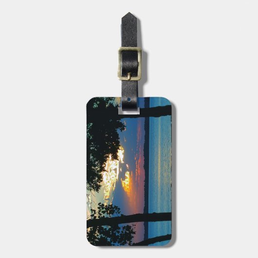 Bagagelabel met print "Sunset Ablaze". (Voorkant verticaal)