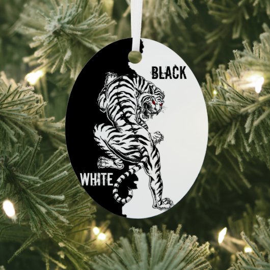 Bagagelabel met zwarte en witte tijger metalen ornament (Insitu)