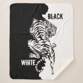 Bagagelabel met zwarte en witte tijger sherpa deken