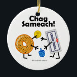 Bagel & Cream Cheese - Chag Sameach! Keramisch Ornament<br><div class="desc">Joodse voedingsmiddelen BFFs - Bagel & Cream Cheese - groet elkaar warm met "Prettige feestdagen!" in het Hebreeuws en spelen met een model voor chocolade-munten (gelt). Een deel van mijn collectie "Friendly Foods"... klik op de link Winkel hieronder om ze allemaal weer te geven. U KUNT DE ACHTERGROND IN OM...</div>