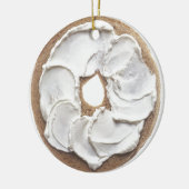 Bagel met Cream Cheese Keramisch Ornament (Links)
