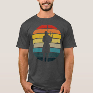 Bagpipe Silhouette on a Distress Retro Sunset dr T-shirt