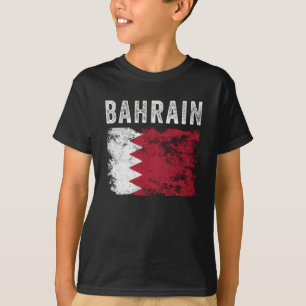 Bahrain Flag Distressed - Bahraini Flag T-shirt