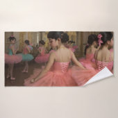 Bailarinas en una gran sala de estilo rocóco badhanddoek (Badhanddoek)