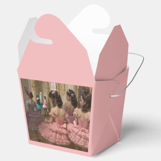 Bailarinas en una gran sala de estilo rocóco bedankdoosjes (Geopend)