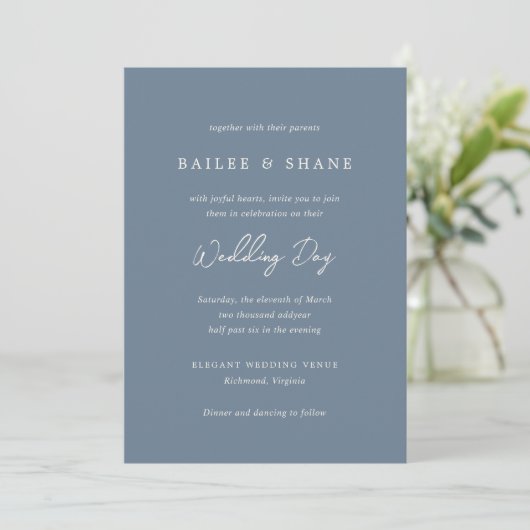 Bailee Dusty Blue Modern Wedding Kaart (Staand voorkant)