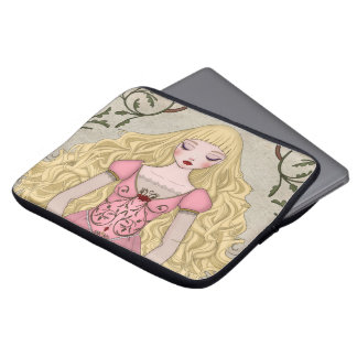 bakarti (bakarti) The sleeping beauty Laptop Sleeve