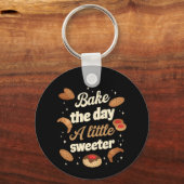 Bake the day a little sweeter sleutelhanger (Achterkant)