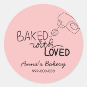 Baked with love pink handwriting ronde sticker (Voorkant)
