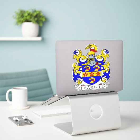 Baker Family Crest Sticker (Laptop op bureau)