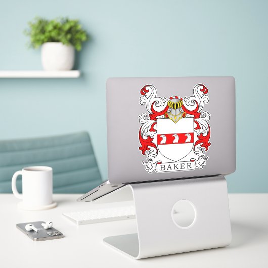 Baker Family Crest Sticker (Laptop op bureau)