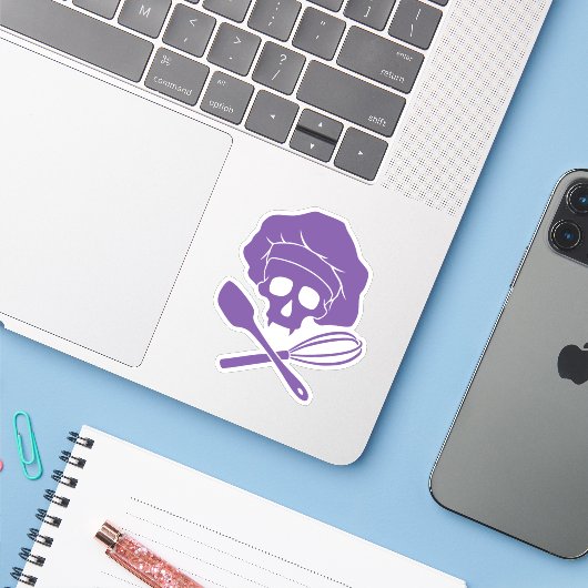 Baker's Skull met Toque Sticker (Laptop met iPhone)