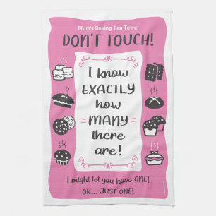 Baker's Tea Towel Gran, Papa, Mama, Gift (Roze) Theedoek