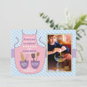 Bakery Apron Birthday Party Photo Cookies nodigen  Kaart (Staand voorkant)