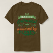 Baking Enthusiast powered by Plants Vegan Gift T-shirt (Design voorkant)