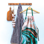 Baking Queen Roos Goud Glitter Roze Blauwgroen Mar Schort<br><div class="desc">Het ontwerp toont een modern, chique, elegante en meisjesachtige faux-bedrukte roos gouden pailletten glitter en roze, wit en blauwgroen groen geschilderd swirly marmeren patroon. Het is cool, uniek en trendy. Het bevat ook het citaat, "Baking queen, " met harten en een monogram naam. Het is schattig, speels, lief en uniek....</div>