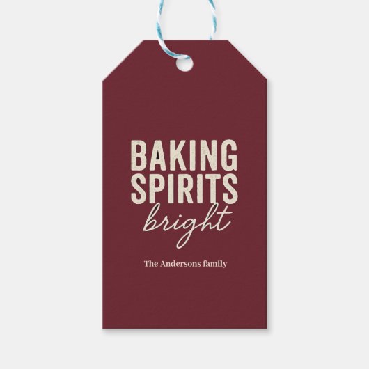 Baking Spirits Bright Burgundy Christmas Cadeaulabel (Voorkant)