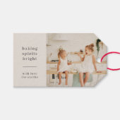 Baking Spirits Bright | Fun Kinder Photo Neutral Cadeaulabel (Voorkant (Horizontaal))