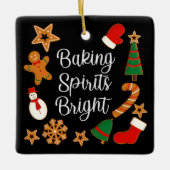 Baking Spirits Bright Gingerbrood kerstkoekje Keramisch Ornament (Voorkant)