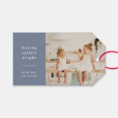Baking Spirits Bright | Kinder foto van Blue Grey  Cadeaulabel (Voorkant (Horizontaal))