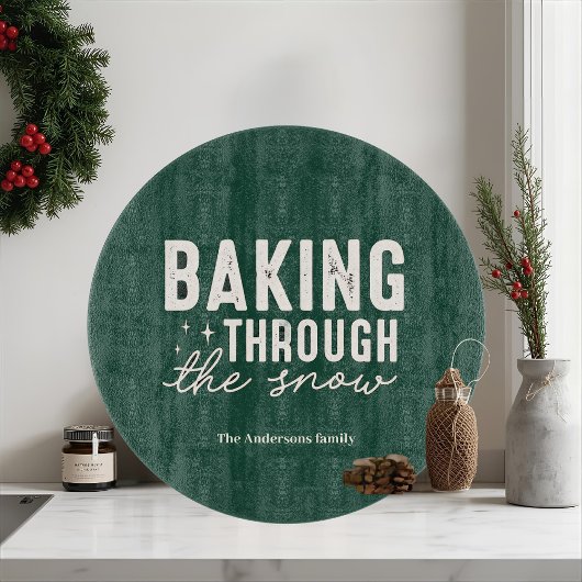 “Baking Through the Snow Personalized Forest Green Snijplank