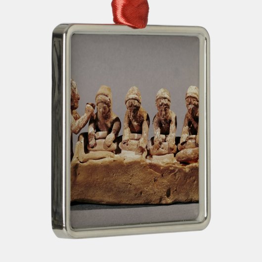 Bakken die deeg knippen in Thebes Metalen Ornament (Rechts)