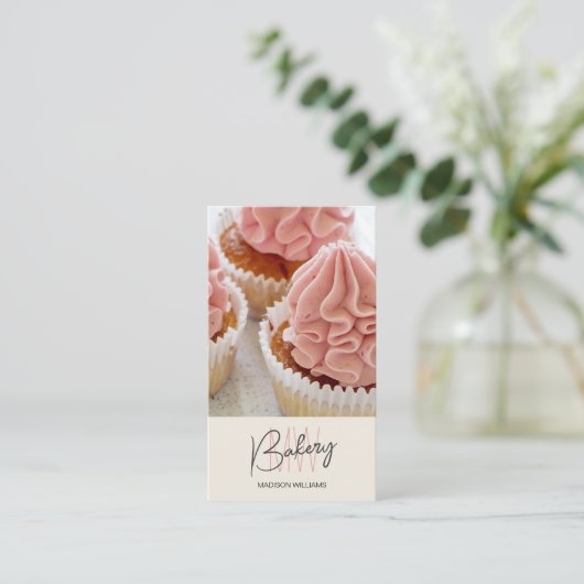 Bakkerij Monogram Logo Custom Photo QR Cream Visitekaartje (Staand voorkant)