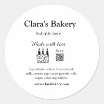 Bakkerijtaart en ingrediënten gemaakt met liefde q