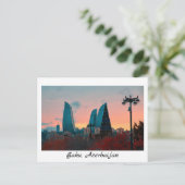 Bakoe-briefkaart met wolkenkrabben en vlammenwerpe briefkaart (Staand voorkant)