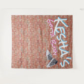 Bakstenen Muur 90's Hip Hop Geslacht Reveal Foto B Wandkleed (Voorkant (horizontaal))